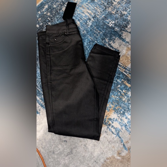 S P Y M Women Faux Leather Legging Pants Medium - Picture 3 of 3